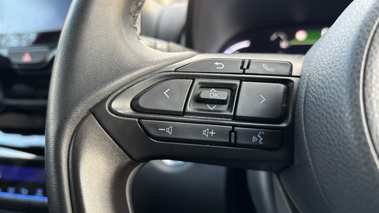 Toyota Yaris Cross 1.5 Hybrid Design 5dr CVT Hybrid Estate